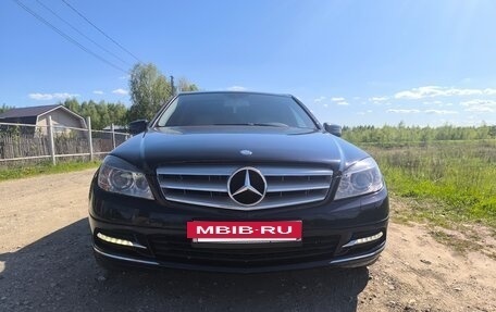 Mercedes-Benz C-Класс, 2010 год, 1 100 000 рублей, 6 фотография