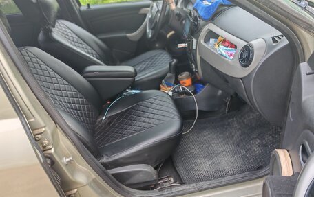 Renault Logan I, 2010 год, 300 000 рублей, 7 фотография