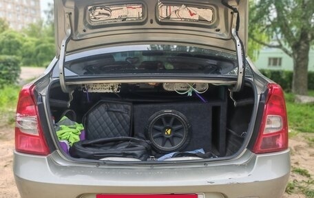 Renault Logan I, 2010 год, 300 000 рублей, 11 фотография