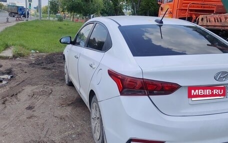 Hyundai Solaris II рестайлинг, 2017 год, 600 000 рублей, 6 фотография