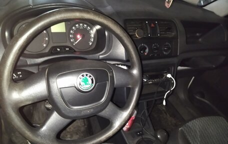 Skoda Fabia II, 2011 год, 445 000 рублей, 10 фотография