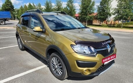 Renault Sandero II рестайлинг, 2015 год, 960 000 рублей, 10 фотография