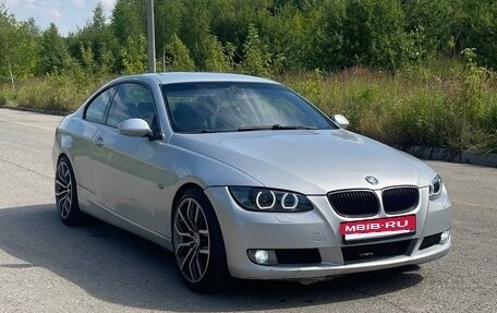 BMW 3 серия, 2008 год, 999 999 рублей, 3 фотография