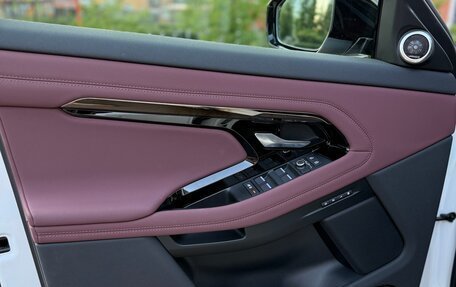 Land Rover Range Rover Evoque II, 2024 год, 5 650 000 рублей, 12 фотография
