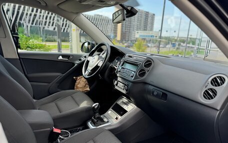 Volkswagen Tiguan I, 2015 год, 1 600 000 рублей, 5 фотография