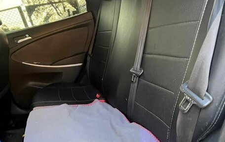 Hyundai Solaris II рестайлинг, 2012 год, 600 000 рублей, 5 фотография