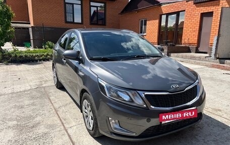 KIA Rio III рестайлинг, 2014 год, 850 000 рублей, 7 фотография