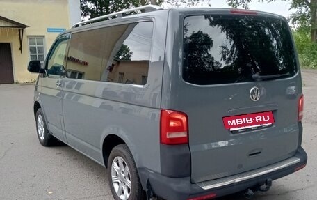 Volkswagen Caravelle T5, 2014 год, 2 200 000 рублей, 5 фотография