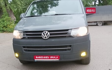 Volkswagen Caravelle T5, 2014 год, 2 200 000 рублей, 7 фотография