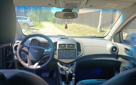 Chevrolet Aveo III, 2013 год, 400 000 рублей, 13 фотография
