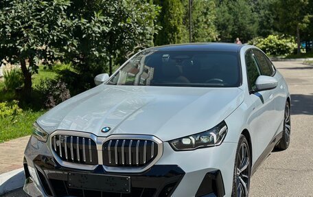 BMW 5 серия, 2024 год, 7 990 000 рублей, 17 фотография
