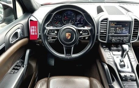 Porsche Cayenne III, 2015 год, 3 050 000 рублей, 17 фотография