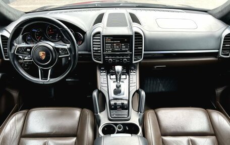 Porsche Cayenne III, 2015 год, 3 050 000 рублей, 33 фотография