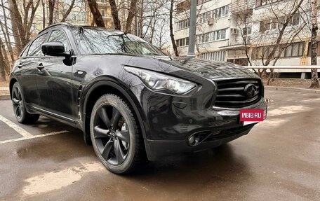 Infiniti QX70, 2014 год, 2 120 000 рублей, 2 фотография