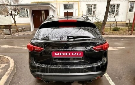 Infiniti QX70, 2014 год, 2 120 000 рублей, 9 фотография