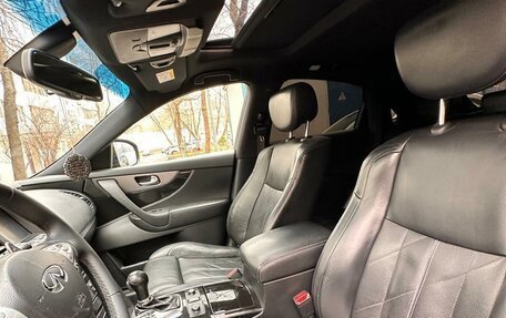 Infiniti QX70, 2014 год, 2 120 000 рублей, 18 фотография