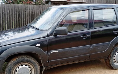 Chevrolet Niva I рестайлинг, 2012 год, 380 000 рублей, 1 фотография