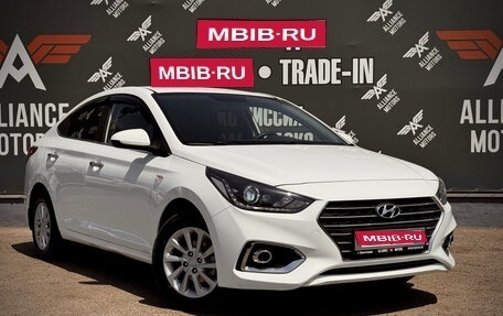 Hyundai Solaris II рестайлинг, 2018 год, 1 370 000 рублей, 1 фотография