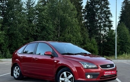 Ford Focus II рестайлинг, 2005 год, 680 000 рублей, 1 фотография