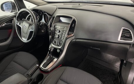 Opel Astra J, 2013 год, 870 000 рублей, 13 фотография
