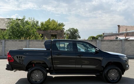 Toyota Hilux VIII, 2024 год, 6 500 000 рублей, 2 фотография