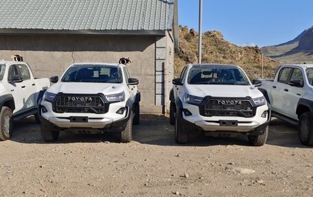 Toyota Hilux VIII, 2024 год, 6 500 000 рублей, 10 фотография