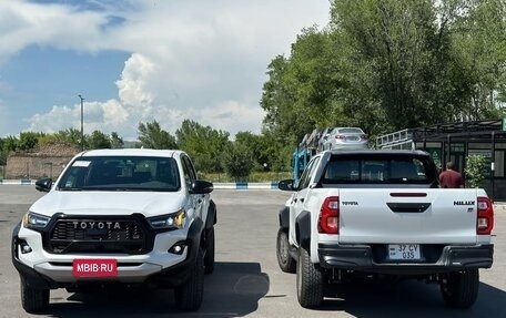 Toyota Hilux VIII, 2024 год, 6 500 000 рублей, 12 фотография