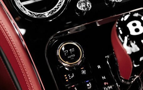 Bentley Continental GT, 2024 год, 52 500 000 рублей, 30 фотография