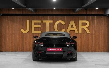 Ferrari Roma, 2024 год, 35 000 000 рублей, 10 фотография