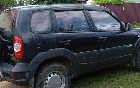 Chevrolet Niva I рестайлинг, 2012 год, 380 000 рублей, 4 фотография
