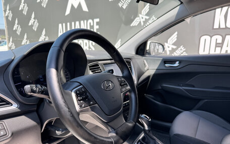 Hyundai Solaris II рестайлинг, 2018 год, 1 370 000 рублей, 11 фотография