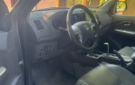 Toyota Hilux VII, 2013 год, 2 200 000 рублей, 10 фотография