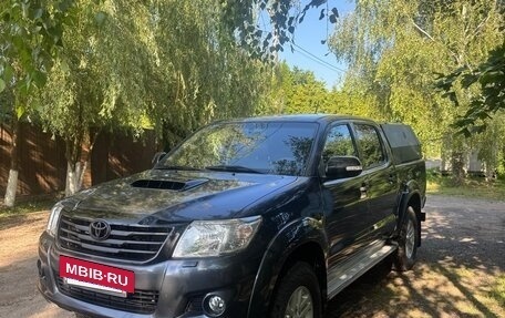 Toyota Hilux VII, 2013 год, 2 200 000 рублей, 2 фотография