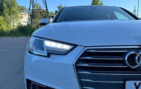 Audi A4, 2017 год, 2 060 000 рублей, 2 фотография
