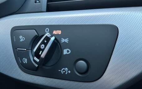 Audi A4, 2017 год, 2 060 000 рублей, 24 фотография