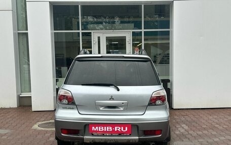 Mitsubishi Outlander III рестайлинг 3, 2005 год, 719 000 рублей, 4 фотография