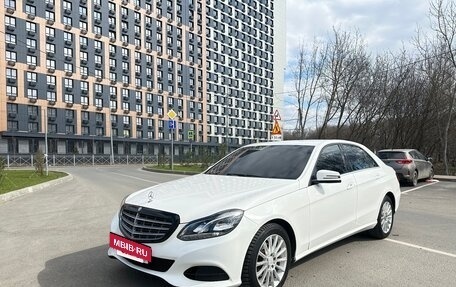 Mercedes-Benz E-Класс, 2013 год, 1 370 000 рублей, 2 фотография