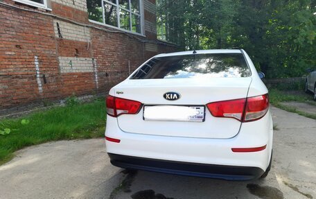 KIA Rio III рестайлинг, 2015 год, 1 200 000 рублей, 23 фотография