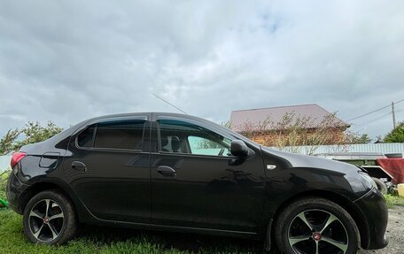 Renault Logan II, 2018 год, 750 000 рублей, 3 фотография