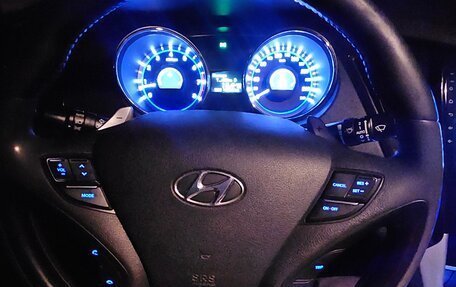 Hyundai Sonata VI, 2012 год, 1 000 000 рублей, 11 фотография