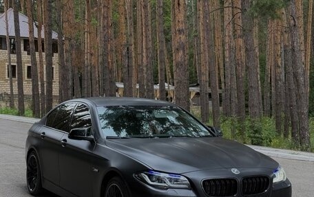 BMW 5 серия, 2012 год, 1 710 000 рублей, 4 фотография