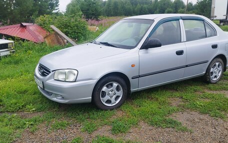 Hyundai Accent II, 2004 год, 310 000 рублей, 2 фотография