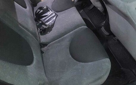 Honda Fit III, 2002 год, 355 000 рублей, 4 фотография