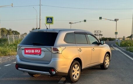 Mitsubishi Outlander III рестайлинг 3, 2012 год, 1 150 000 рублей, 4 фотография