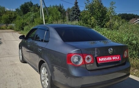 Volkswagen Jetta VI, 2010 год, 550 000 рублей, 3 фотография