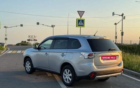 Mitsubishi Outlander III рестайлинг 3, 2012 год, 1 150 000 рублей, 3 фотография