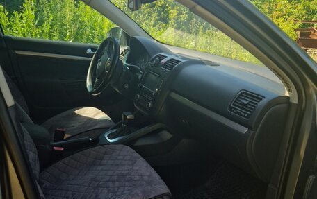 Volkswagen Jetta VI, 2010 год, 550 000 рублей, 10 фотография