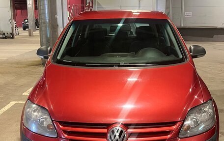 Volkswagen Golf Plus I, 2006 год, 500 000 рублей, 2 фотография