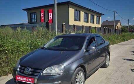 Volkswagen Jetta VI, 2010 год, 550 000 рублей, 2 фотография