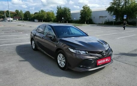 Toyota Camry, 2020 год, 2 480 000 рублей, 1 фотография